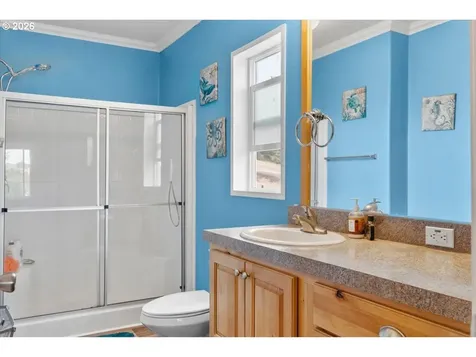 316 Wells Road Oakland OR 97462