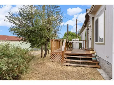 316 Wells Road Oakland OR 97462