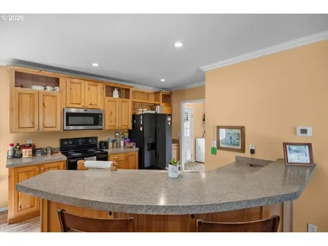 316 Wells Road Oakland OR 97462