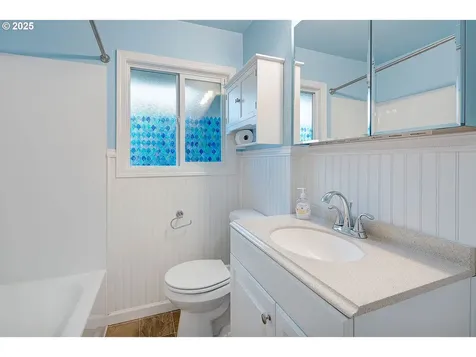 785 SE 21st Avenue Hillsboro OR 97123