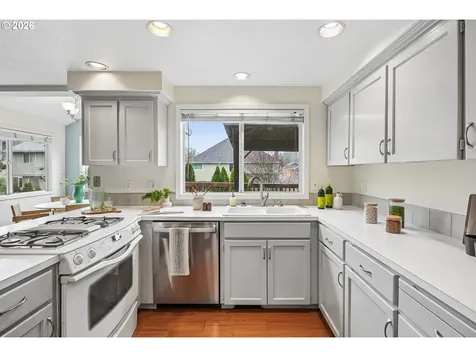 16595 SW Henderson Court Beaverton OR 97007