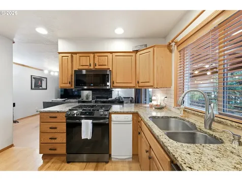 2675 NE Cleveland Avenue Gresham OR 97030