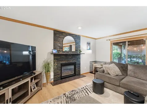 2675 NE Cleveland Avenue Gresham OR 97030