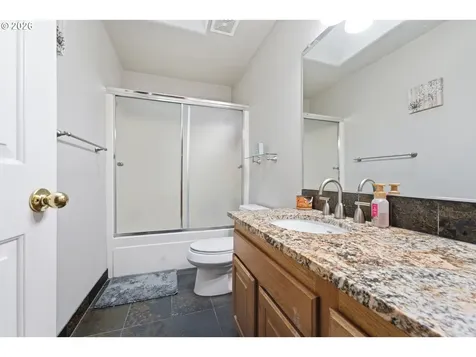 2675 NE Cleveland Avenue Gresham OR 97030