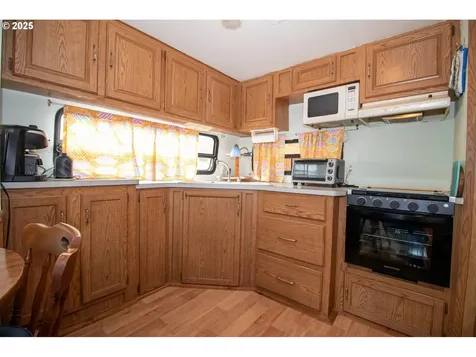 83 Manzanita Way Florence OR 97439