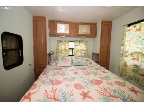 83 Manzanita Way Florence OR 97439