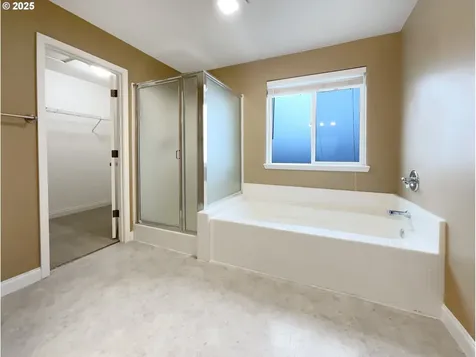 15516 SE Evergreen Drive Portland OR 97236