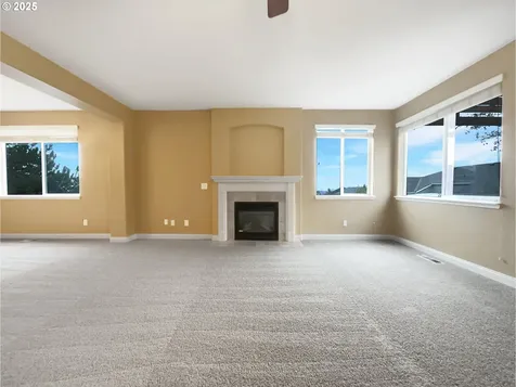 15516 SE Evergreen Drive Portland OR 97236