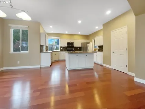 15516 SE Evergreen Drive Portland OR 97236