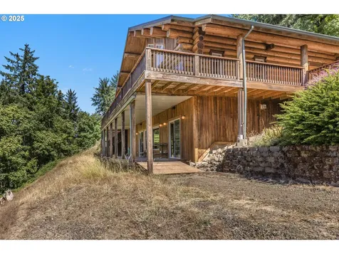 89112 Skyhigh Drive Springfield OR 97477