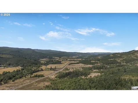 89112 Skyhigh Drive Springfield OR 97477