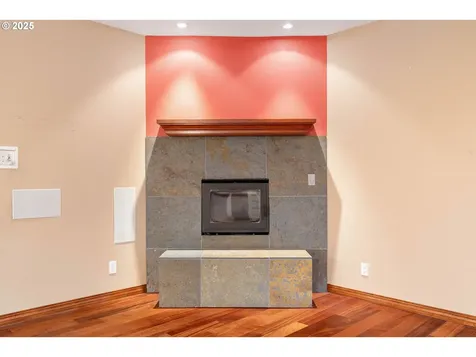 7799 SW Montclair Drive Portland OR 97225