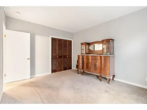 7799 SW Montclair Drive Portland OR 97225