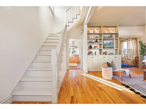 3544 SE Salmon Street Portland OR 97214