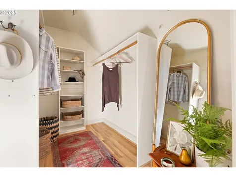 3544 SE Salmon Street Portland OR 97214