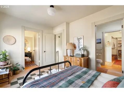 3544 SE Salmon Street Portland OR 97214