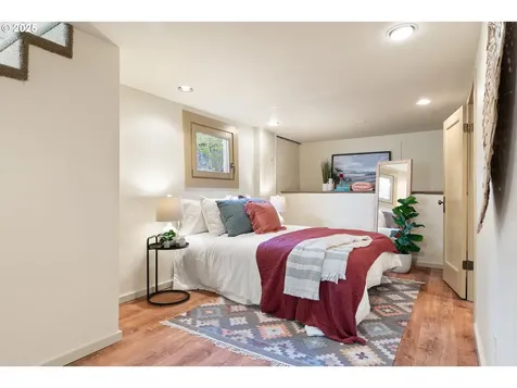 3544 SE Salmon Street Portland OR 97214