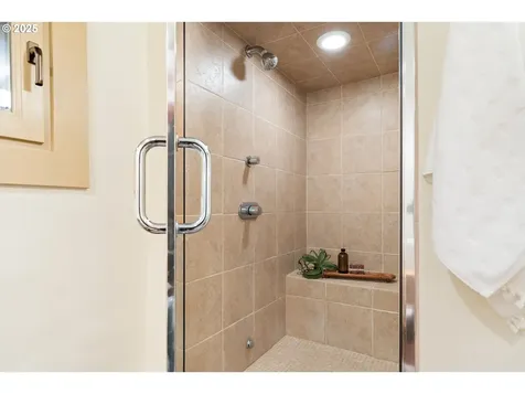 3544 SE Salmon Street Portland OR 97214