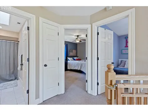 19778 Castleberry Loop Oregon City OR 97045