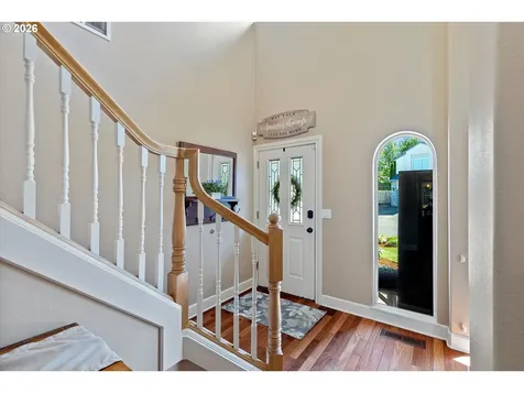 19778 Castleberry Loop Oregon City OR 97045