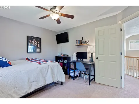 19778 Castleberry Loop Oregon City OR 97045