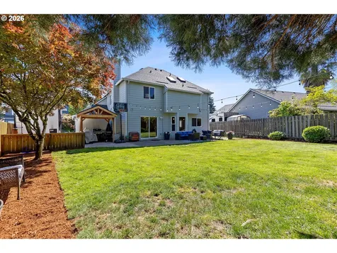 19778 Castleberry Loop Oregon City OR 97045