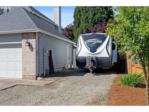 19778 Castleberry Loop Oregon City OR 97045