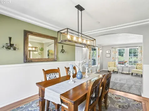 5091 SE Woodland Drive Gresham OR 97080