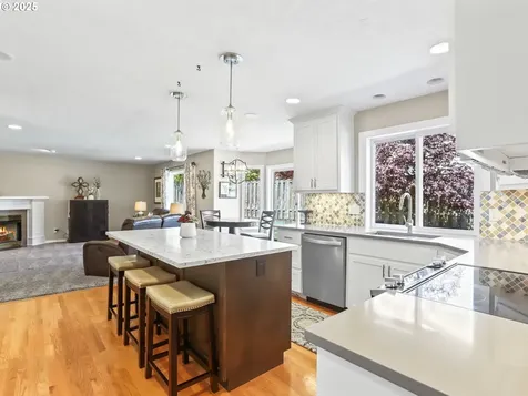 5091 SE Woodland Drive Gresham OR 97080