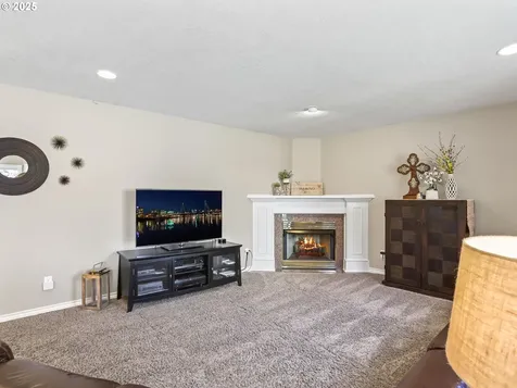 5091 SE Woodland Drive Gresham OR 97080