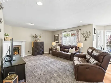 5091 SE Woodland Drive Gresham OR 97080