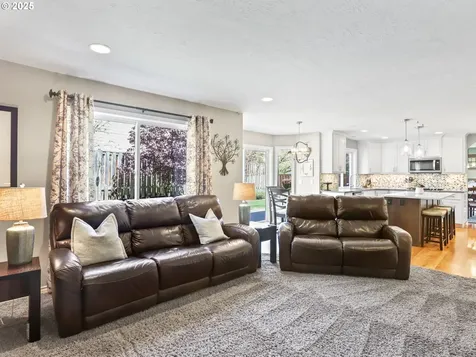 5091 SE Woodland Drive Gresham OR 97080