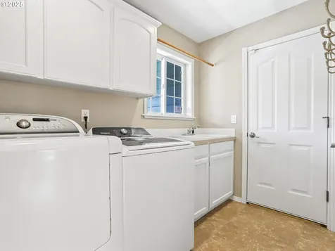 5091 SE Woodland Drive Gresham OR 97080