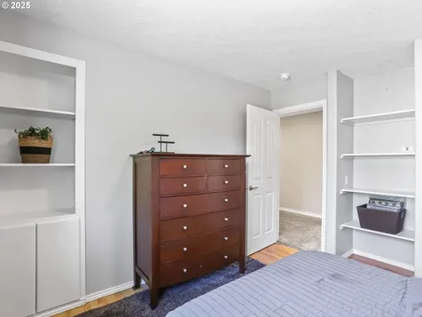 5091 SE Woodland Drive Gresham OR 97080