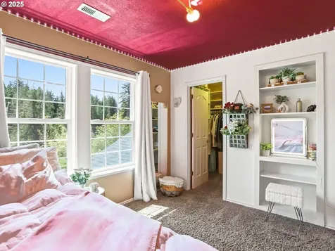 5091 SE Woodland Drive Gresham OR 97080