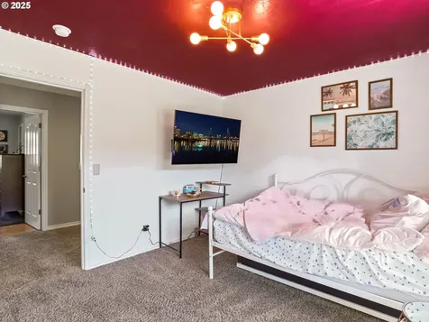5091 SE Woodland Drive Gresham OR 97080