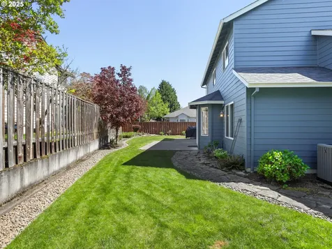 5091 SE Woodland Drive Gresham OR 97080