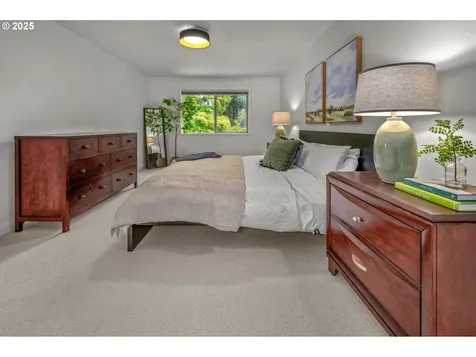 7410 SW Pineridge Court Portland OR 97225