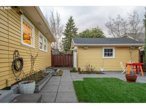 2614 NE 25th Avenue Portland OR 97212