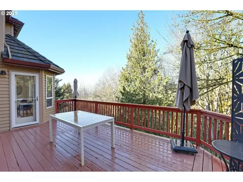 8033 NW Hazeltine Street Portland OR 97229