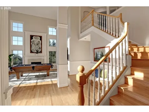 8033 NW Hazeltine Street Portland OR 97229