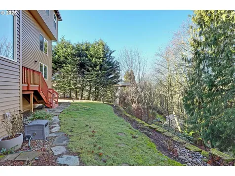 8033 NW Hazeltine Street Portland OR 97229