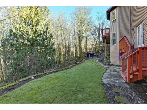 8033 NW Hazeltine Street Portland OR 97229