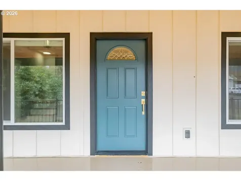 28411 Liberty Road Sweet Home OR 97386