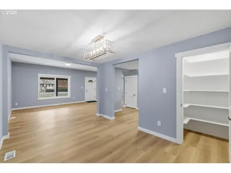 28411 Liberty Road Sweet Home OR 97386
