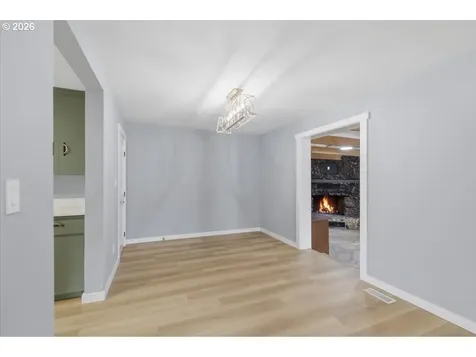 28411 Liberty Road Sweet Home OR 97386