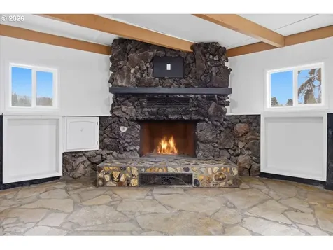 28411 Liberty Road Sweet Home OR 97386