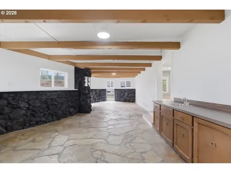 28411 Liberty Road Sweet Home OR 97386
