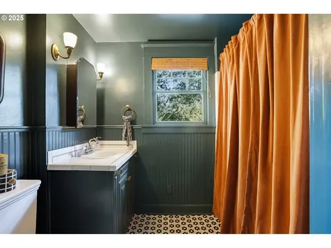 11110 SE Cherry Blossom Drive Portland OR 97216