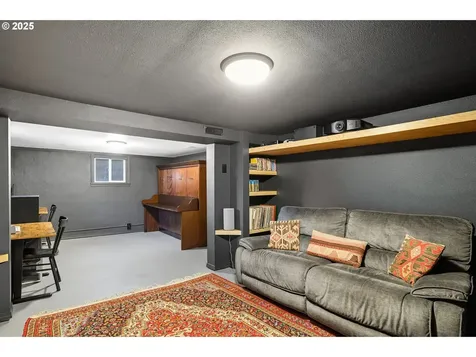 11110 SE Cherry Blossom Drive Portland OR 97216